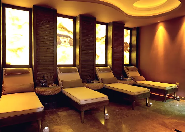 Yacht Classic Hotel - Boutique Class