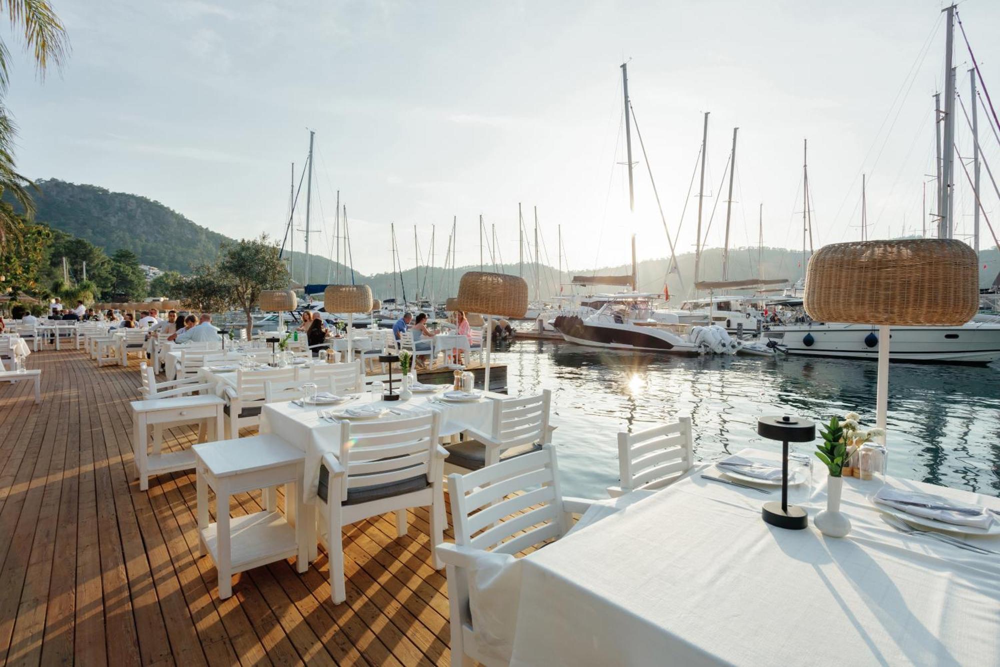 Yacht Classic - Boutique Class Hotel